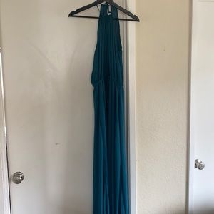 Lulus maxi dress size S